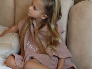 1 roze badcape Poncho